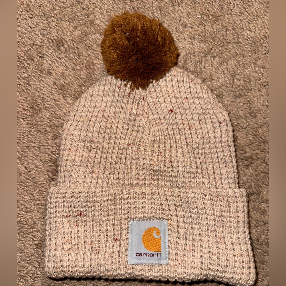Women’s Carhartt Pom beanie